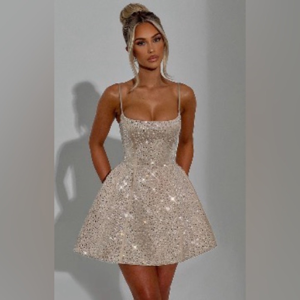 Elegant Beige Mini Dress